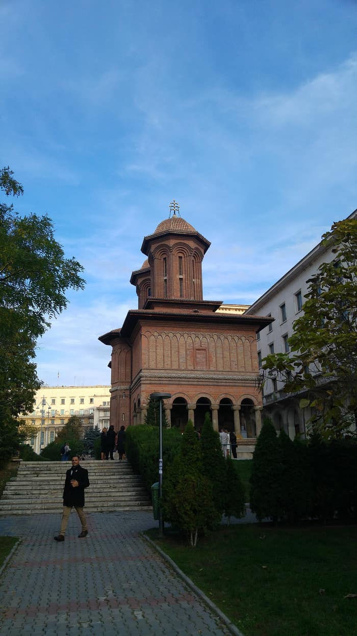 L’église de la Dormition (Crețulescu), vue de face