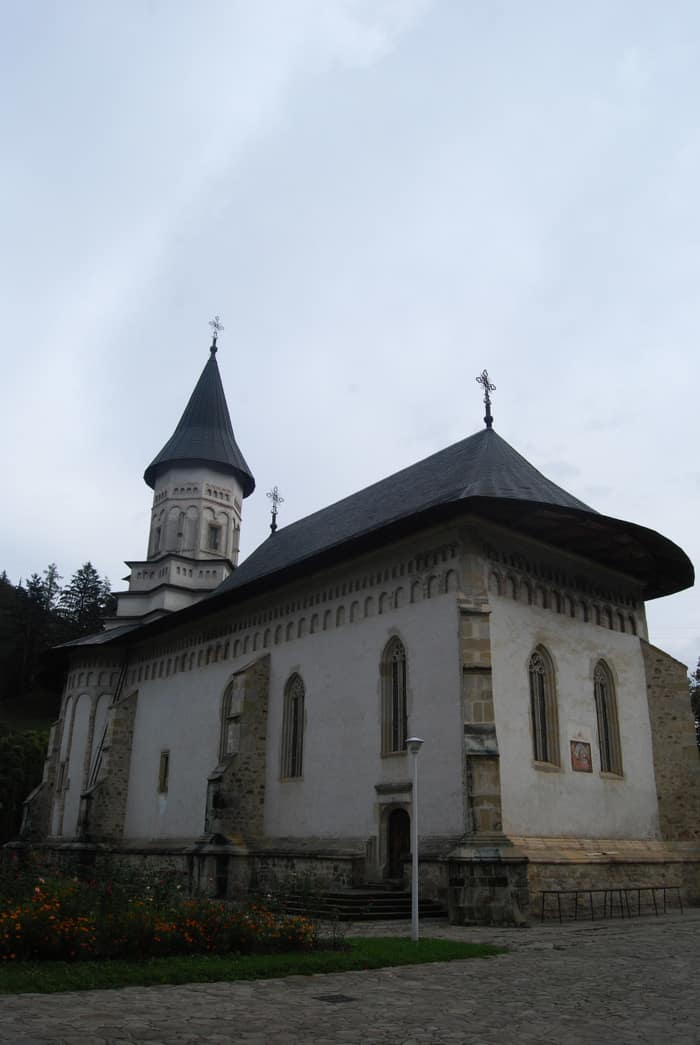 Il monastero di Bistrița nel distretto di Neamț