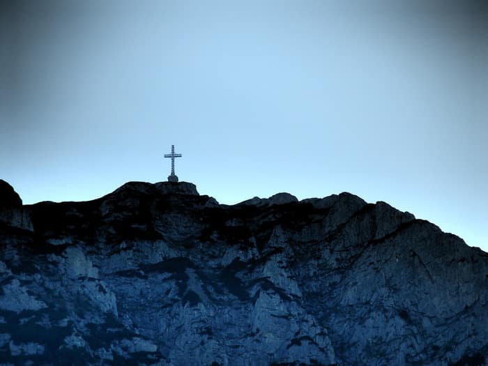 Vue de Bușteni, la ville la plus proche, seconde image